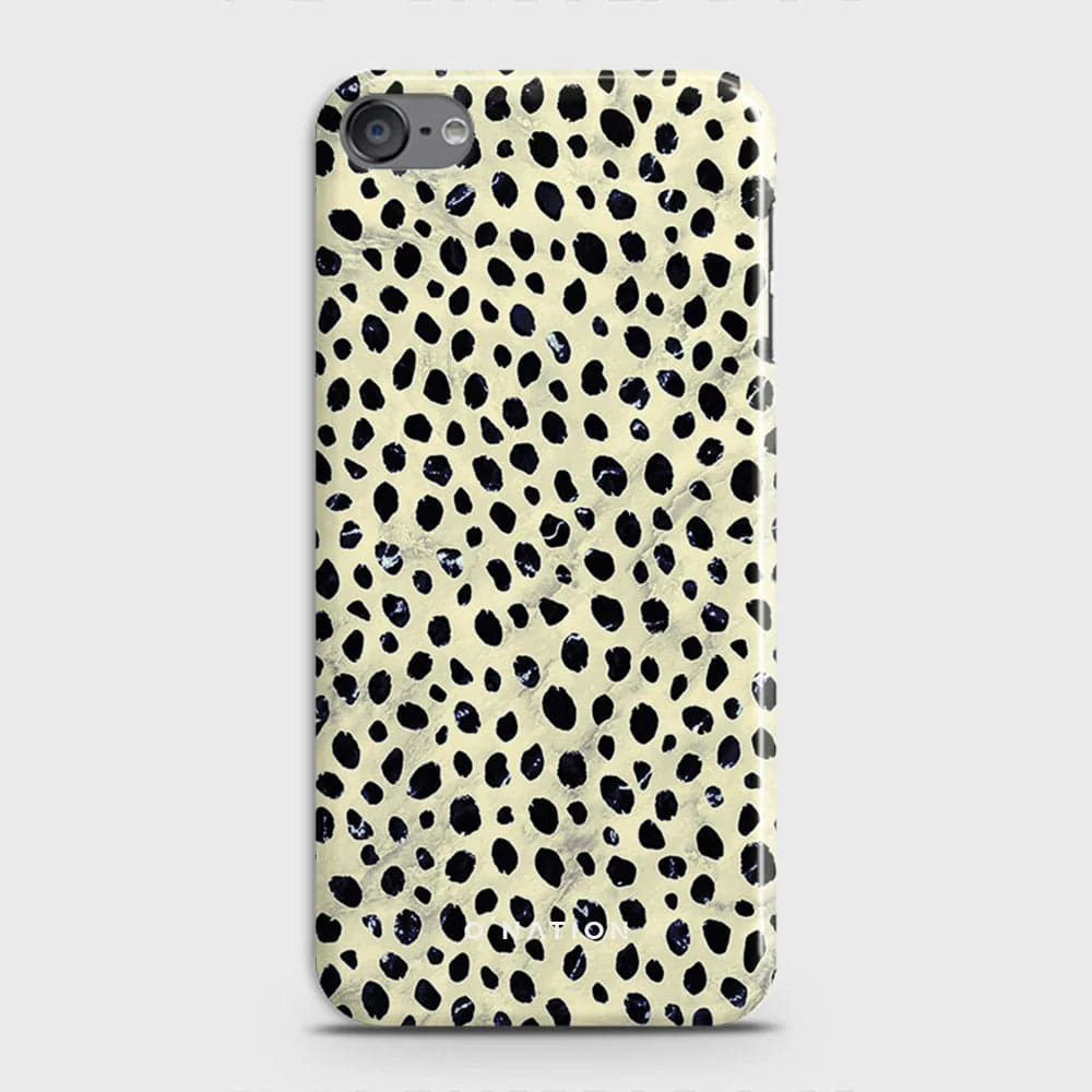 iPod Touch 6 Bold Dots Matte Case – Stylish Snap-On Hard Back Cover mobile accessory iPod Touch 6 Bold Dots Matte Case – Stylish Snap-On Hard Back Cover